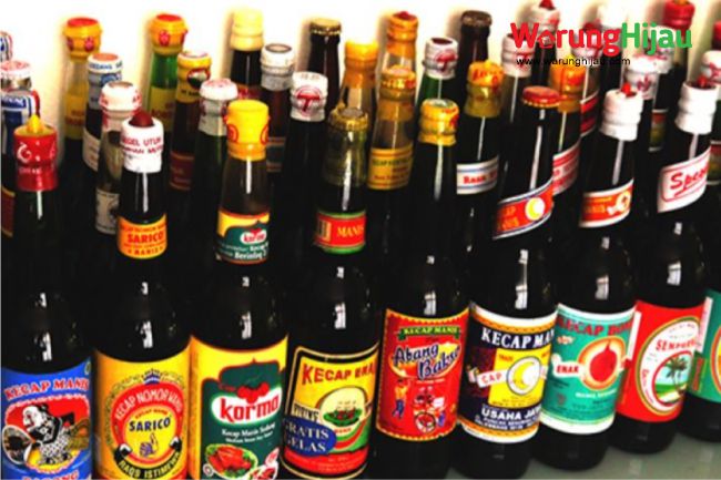 Gentong besar yang digunakan untuk penjemuran kecap